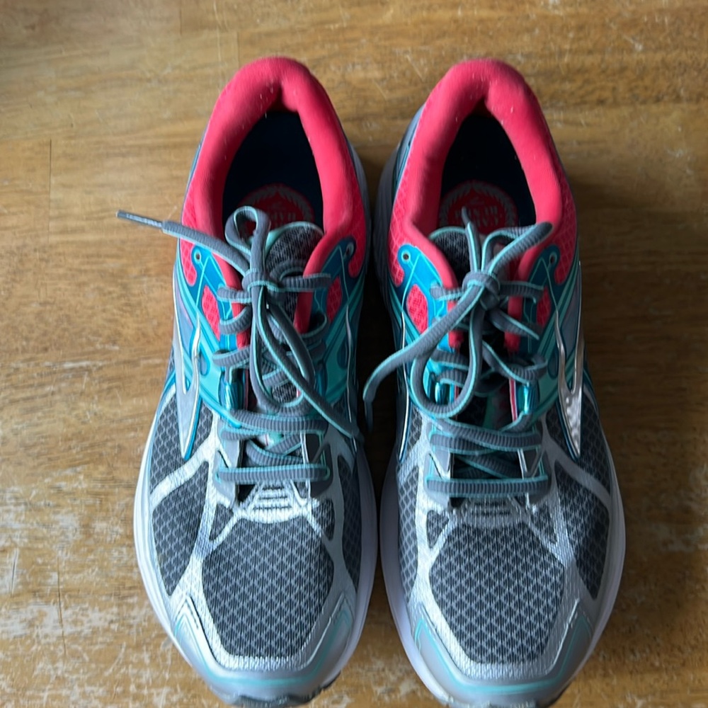 Brooks Ravenna 7 running shoes